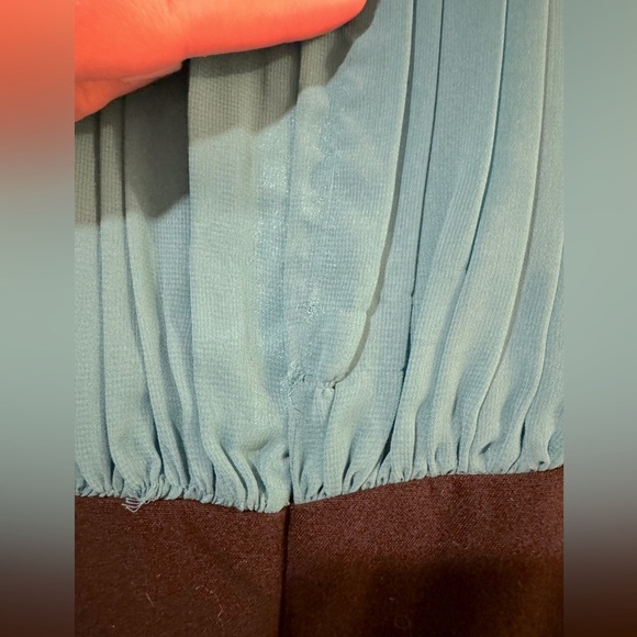 Calvin Klein size 12 knee length dress *see back for flaw* - Picture 5 of 6